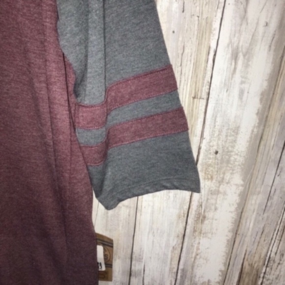 NWT San Marcos Bobcats Tee - Picture 3 of 4